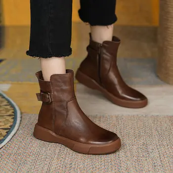 2023 Осенние женские кожаные ботинки ботильоны в британском стиле с пряжкой на ремне, женские ботинки с круглым носком, повседневные женские ботфорты на плоской подошве WSH4297