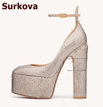 Свадебные туфли Surkova с кристаллами шампанского на массивном каблуке, банкетные туфли-лодочки на платформе со стразами, блестящие туфли-лодочки с ремешком и пряжкой на щиколотке